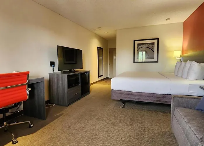 Hotel Palmas Tucson 4*